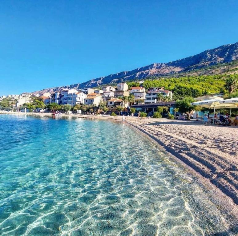 Apartment Nova 4* Dugi Rat Εξωτερικό φωτογραφία